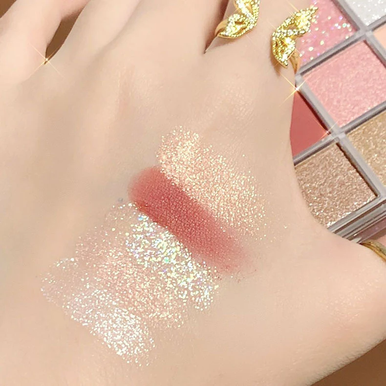 Title 1, Super Ins Nine Color Eye Shadow for stunning an...