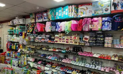 Kapoor Karyana Store