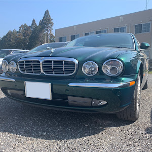 XJ J73TA