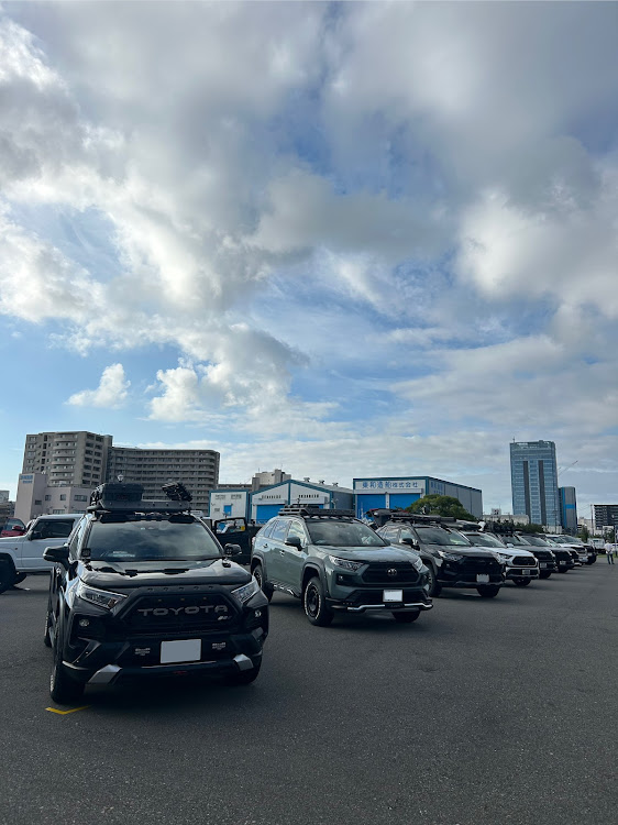 RAV4のrav4adventure・NEWADVENTURE・10月も宜しくお願いします・イベント参加・ハンバーガーがアメリカの値段に関するカスタム事例の投稿画像11枚目