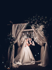 Bryllupsfotograf Olga Sinoverska (synolya). Foto fra oktober 21 2019