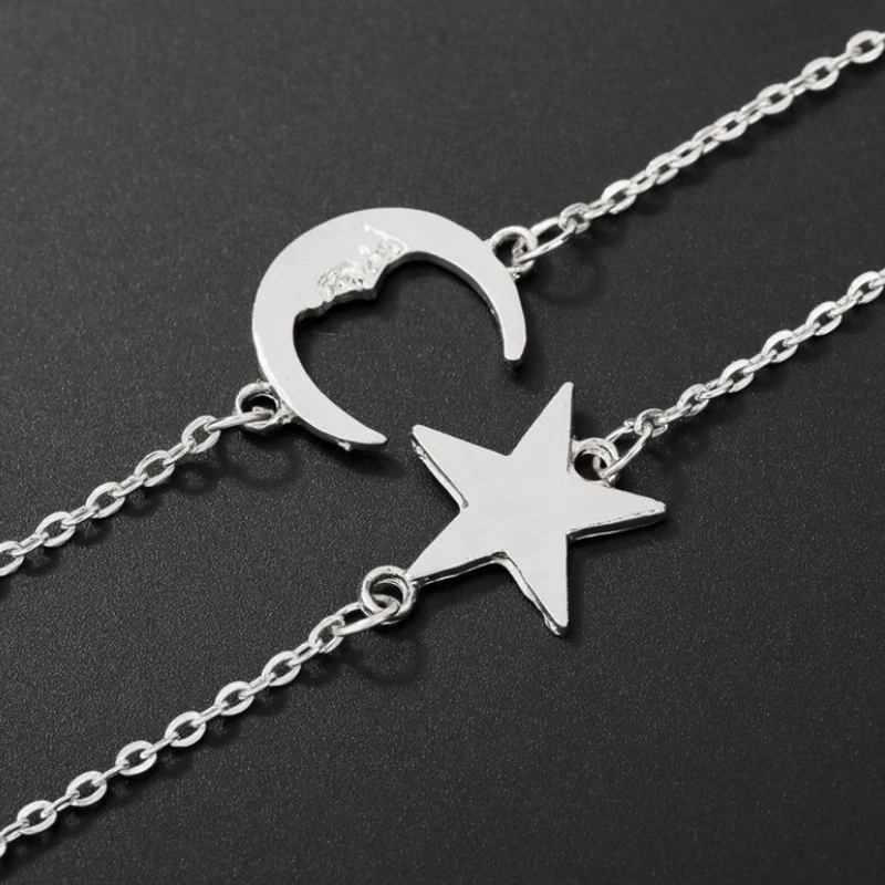Pulsera de cadena fina de aleación para parejas, romántica, con estrella y luna, un símbolo de amor y conexión duradero.