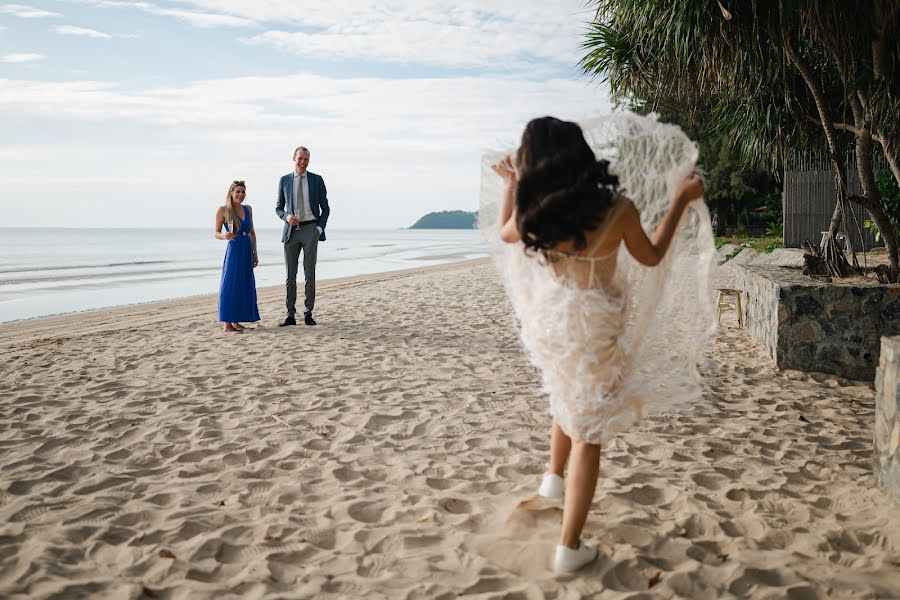 Fotógrafo de bodas Naris Visitsin (kenggo). Foto del 21 de septiembre 2023