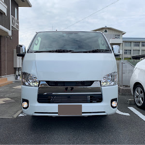 ハイエースバン TRH200V