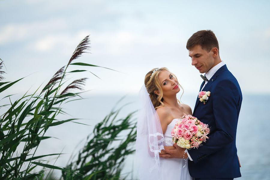 Fotógrafo de casamento Tatyana Titova (tanjat). Foto de 24 de agosto 2016