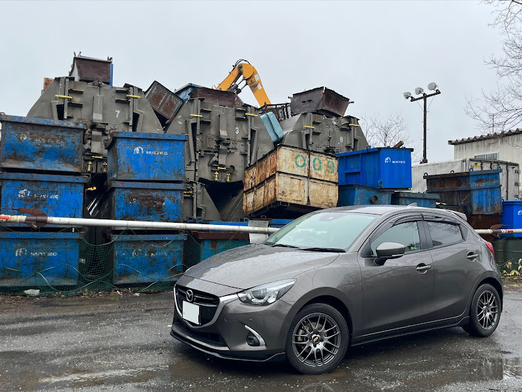 デミオのmazda demio・チタニウムフラッシュマイカ・毎日投稿継続中・今週もよろしくお願いします・台風被害に遭われた方々にお見舞い申し上げますに関するカスタム事例の投稿画像1枚目