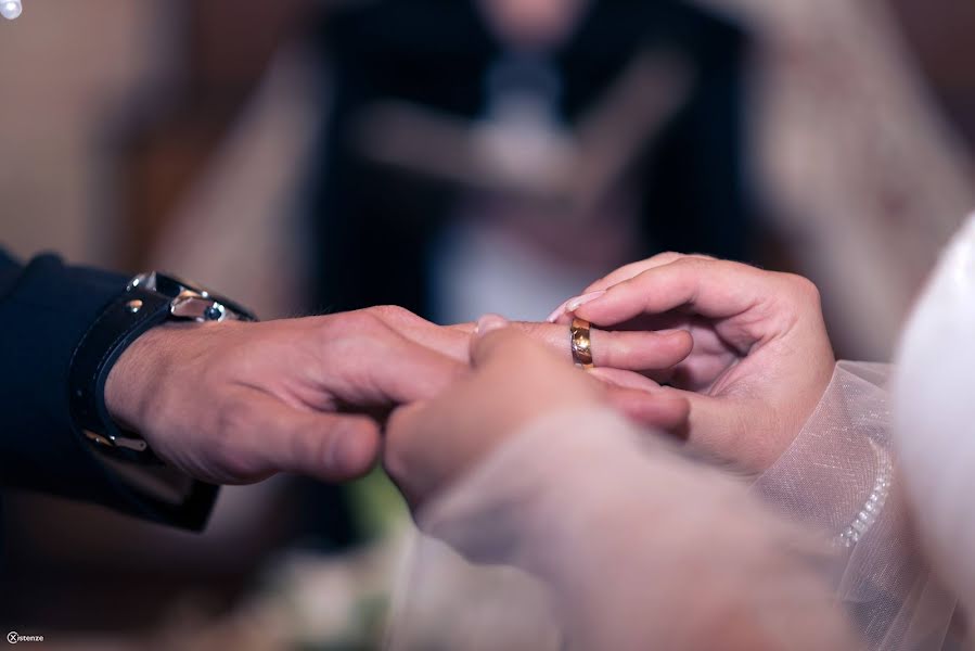 Fotógrafo de casamento Tamás Takács (xistenzephoto). Foto de 3 de março 2019