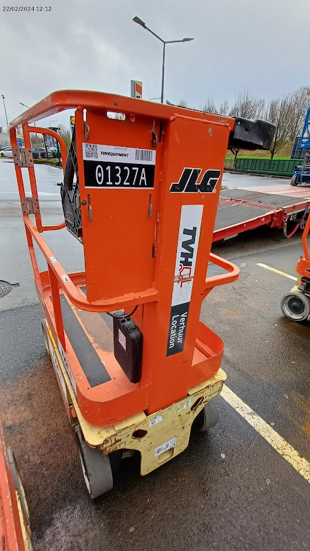 Picture of a JLG 1230ES