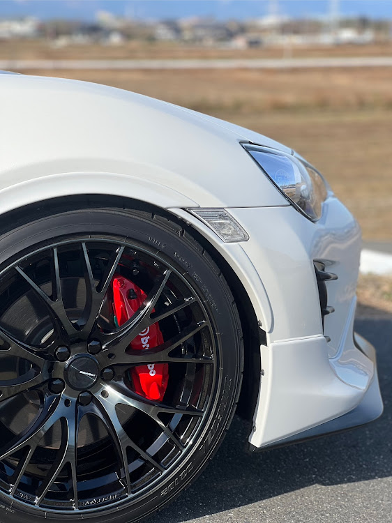 86のブレーキキャリパーが見たい・86・ZN6・デレッツアDZ102・ウェッズスポーツSA-20Rに関するカスタム事例の投稿画像1枚目