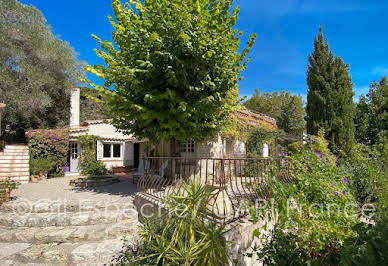 Villa with pool and terrace 3