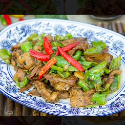 * 酱香小炒  Szechuan Style Sauteed Sliced Pork