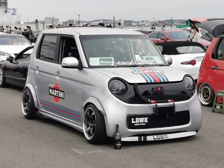 N-ONEのスタンスネーション愛知・軽自動車少なっ!・数えたら8台・8台中2台がN-ONE・去年もN-ONE2台だったなに関するカスタム事例の投稿画像1枚目