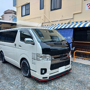 ハイエースバン TRH200V