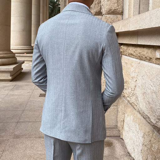 Title 8, Mr. Lu Sans Italian Naples Gun Collar high-end...