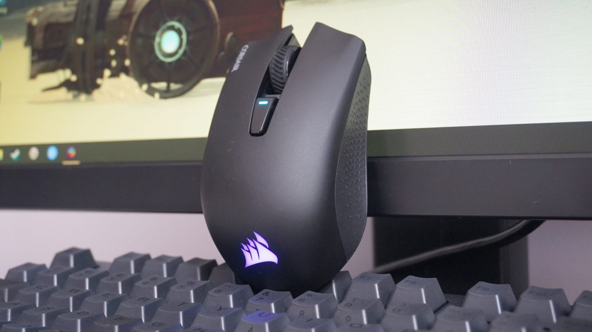 Thông tin và chi tiết chuột chơi game có dây giá rẻ Corsair Harpoon Pro RGB 3456