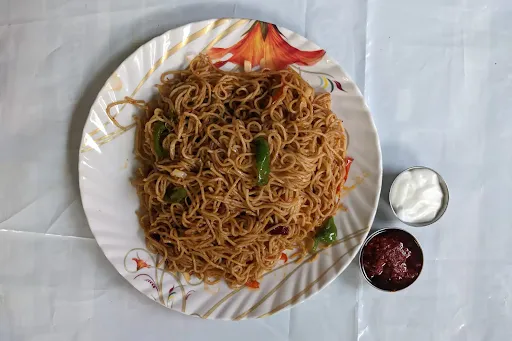 Veg Chilli Garlic Chowmein