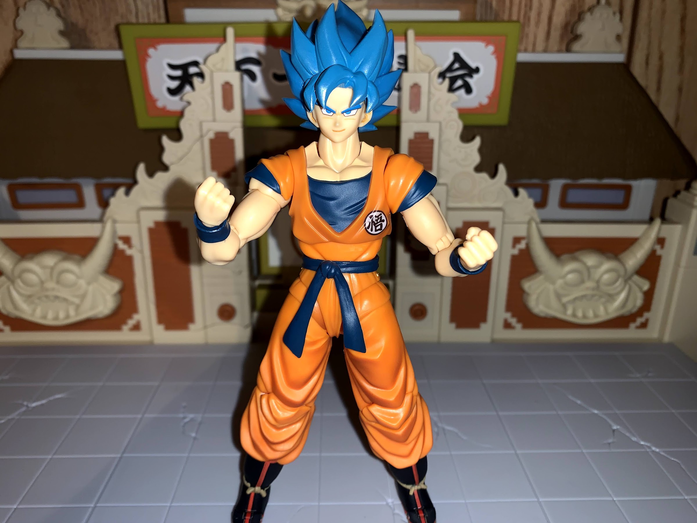 Dragon Ball Super S.h. Figuarts - Super Saiyan God Super Saiyan Goku :  Target