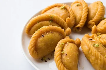 holi-special-food-gujiya_image