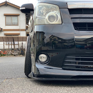 ノア ZRR70W