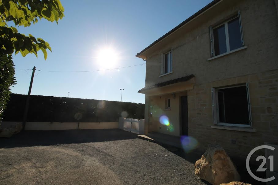 Location  maison 4 pièces 97.77 m² à Sarlat-la-caneda (24200), 875 €