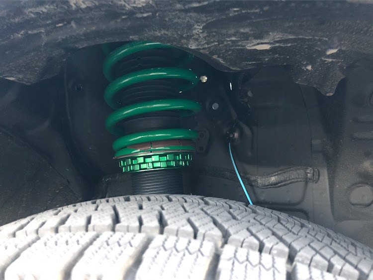ライズのEDFC ACTIVE・TEIN STREET ADVANCE Z4・リフトアップに関するカスタム事例の投稿画像4枚目