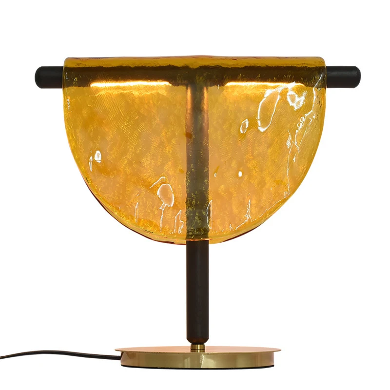 Lampadaire Art Postmoderne avec Personnalité, Éclairez votre Intérieur avec un Design Unique et Moderne, Parfait pour l'Ambiance.
