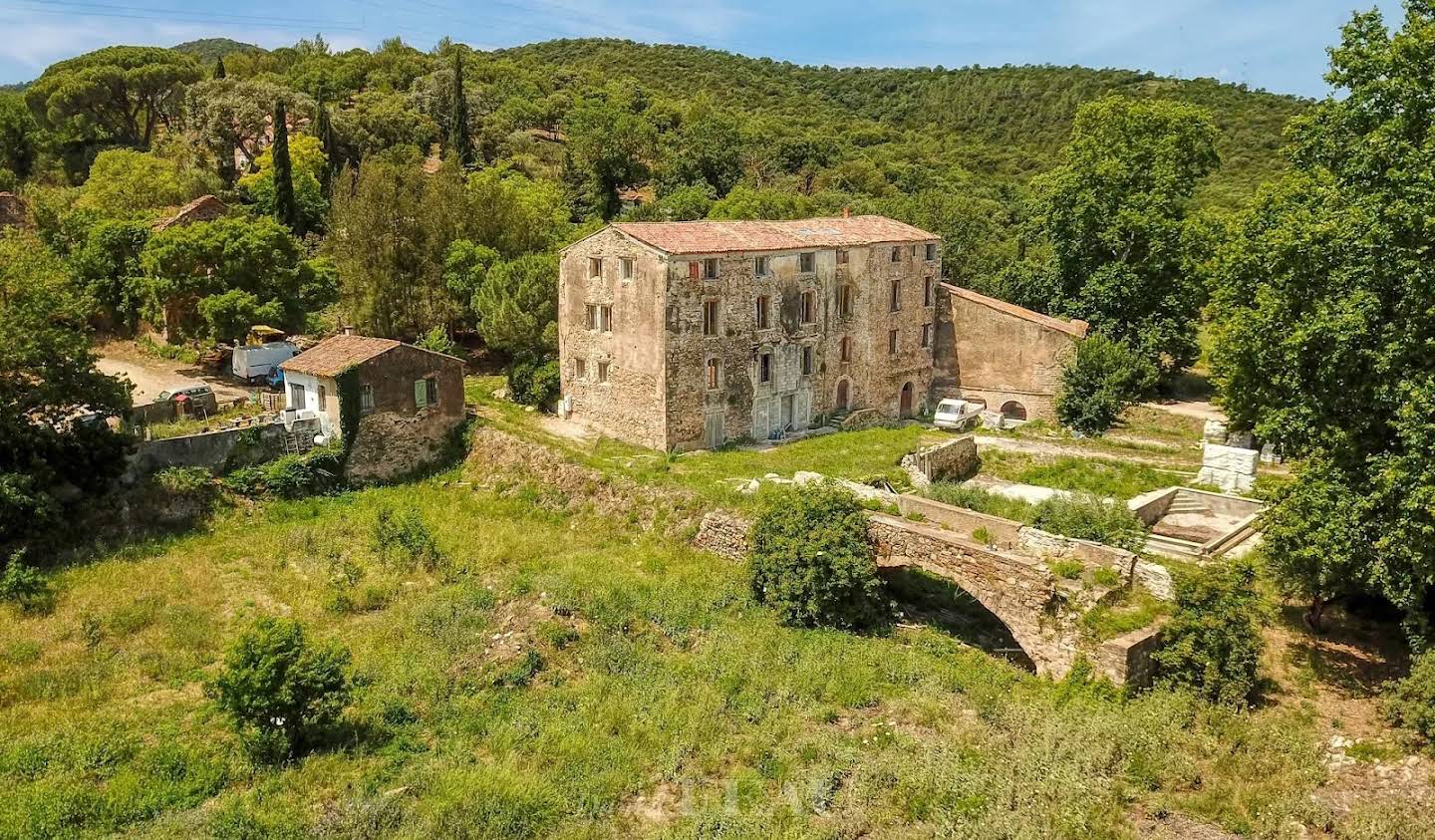 Villa with pool Hyeres