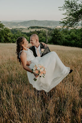 Fotógrafo de casamento Suzan Umelecká (martinkovazuzana). Foto de 16 de agosto 2023