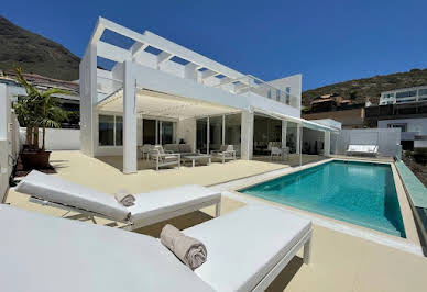 Villa with pool and terrace 1