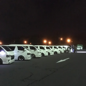 ハイエースバン