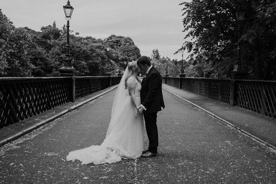 Fotógrafo de casamento Barry Forshaw (barryforshawphot). Foto de 2 de julho 2019