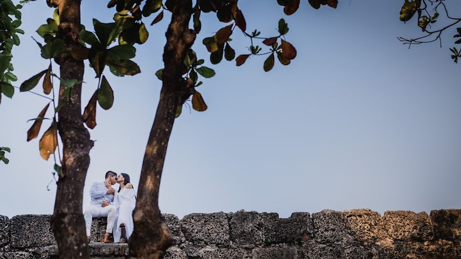 Pulmafotograaf Ramiro Caicedo (ramirocaicedo). Foto tehtud 4 aprill 2019