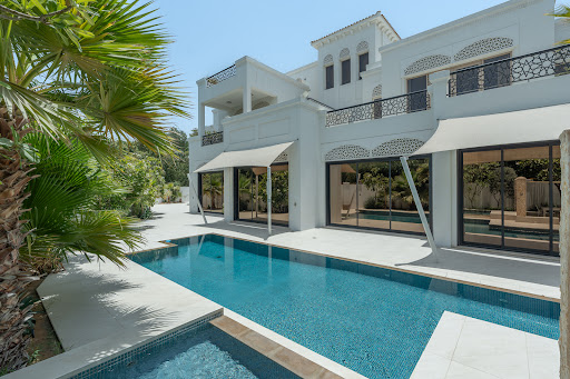Villa 1