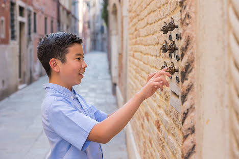 Hääkuvaaja Luca Fazzolari (venice). Kuva otettu 15. lokakuuta 2023