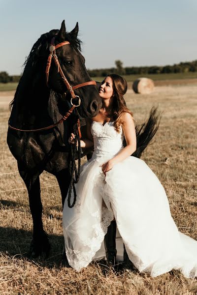 Wedding photographer Norbert Szima (szima). Photo of 25 April 2019