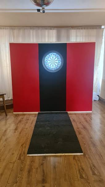 BESPOKE SUPER LEAGUE DARTBOARD AND HOCKEY album cover