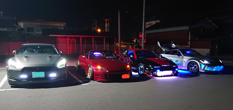 フェアレディZのエッセ乗りのIさん・YA☆KA☆RA・治安悪い・香川県の治安の悪さwww・レッドメモリーに関するカスタム事例の投稿画像1枚目