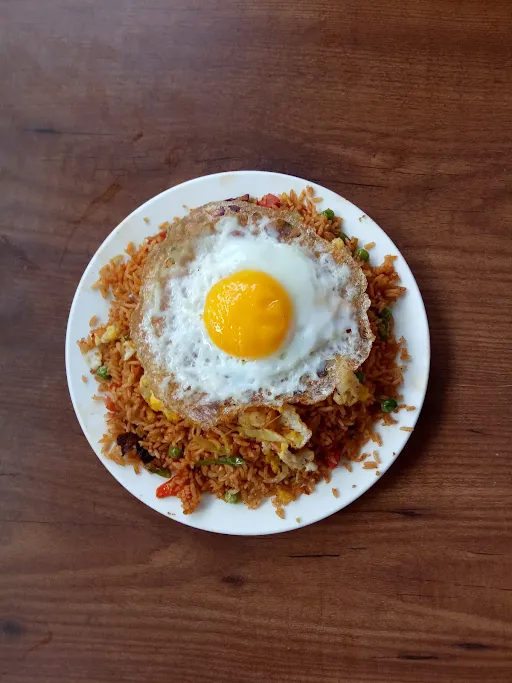 Schezwan Egg Fried Rice