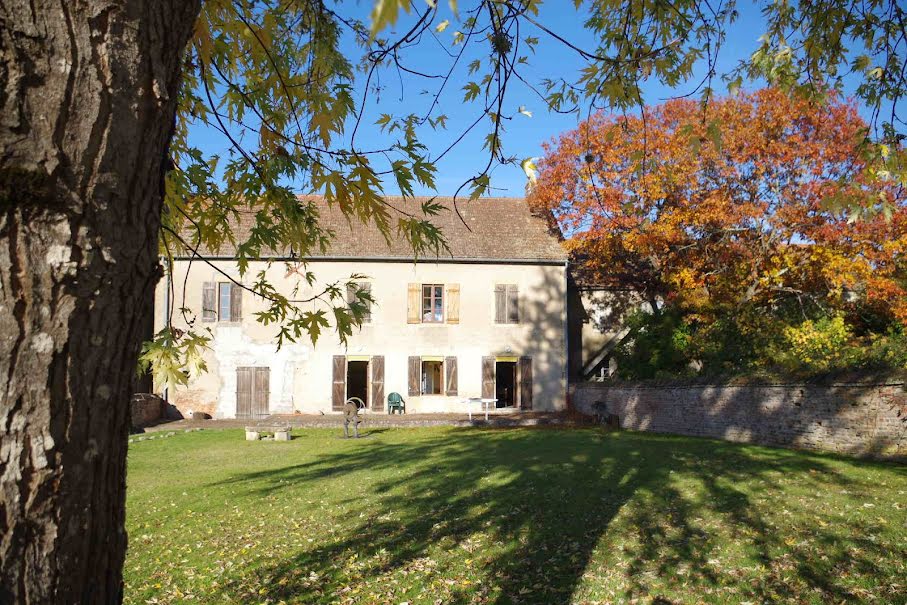 Vente maison 8 pièces 190 m² à Fours (58250), 110 000 €