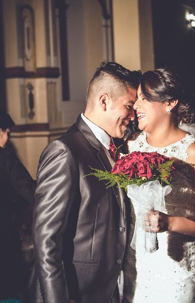 婚禮攝影師Jhon Molina（fotoluzstudio）。2017 2月8日的照片