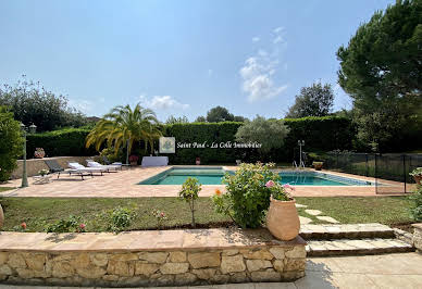 Villa with pool and terrace 4