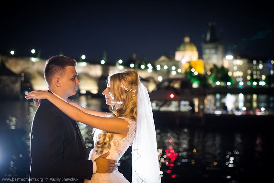 Fotógrafo de casamento Vasiliy Shevchuk (shevchuk). Foto de 18 de junho 2016