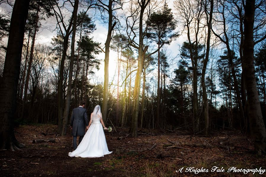 Wedding photographer Adam Knight (aknightstale). Photo of 10 August 2017