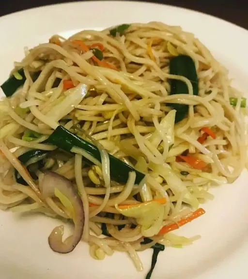 Veg Hakka Noodles