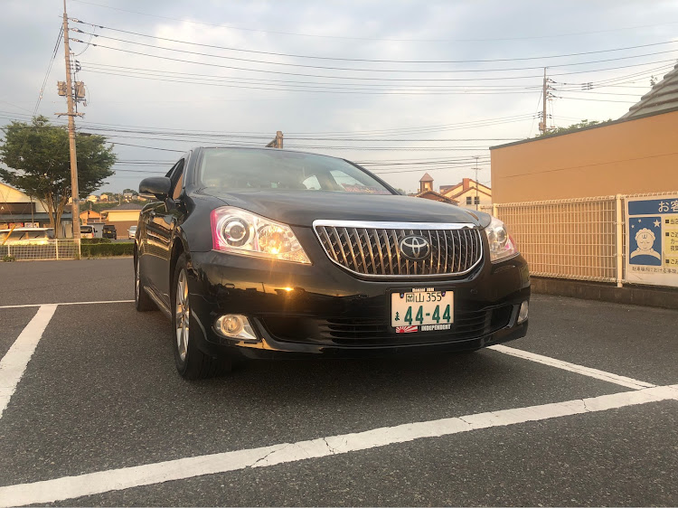 クラウンマジェスタのマジェスタ200系・urs206・マジェスタ・不正改造車取締月間に関するカスタム事例の投稿画像1枚目
