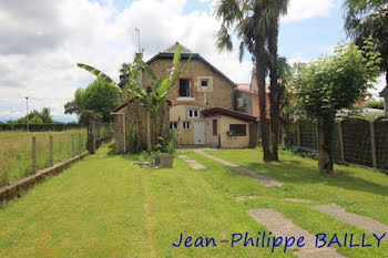 maison à Artigueloutan (64)