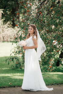 Wedding photographer Valentina Abrazey (abrazey). Photo of 1 November 2021