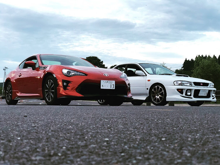 インプレッサ WRX STIのドライブ・gc8・86に関するカスタム事例の投稿画像2枚目
