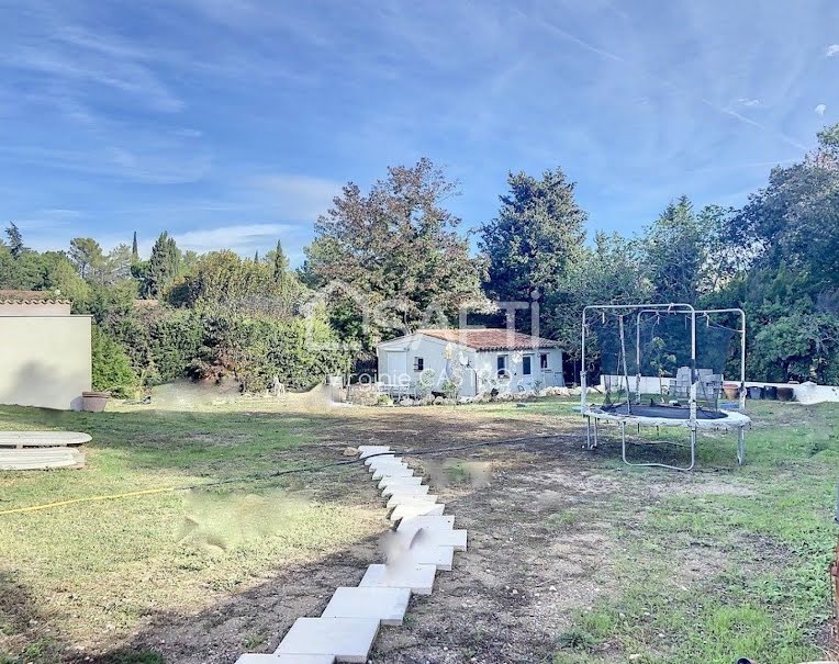 Vente maison 5 pièces 113 m² à Bagnols-en-Forêt (83600), 399 000 €