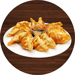 Deep Fried Chicken Gyoza (8 Pieces) (With Gyoza Sauce)